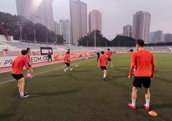 巨胸喷奶水视频www免费应用